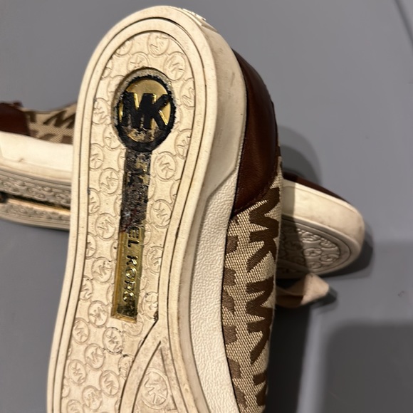 Michael Kors Logo Sneakers City Signature Monogram MK Women's Size 9M Brown/Tan - Picture 6 of 8